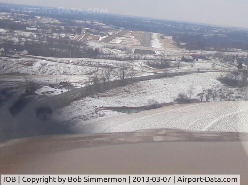 Mount Sterling-montgomery County Airport (IOB) - Final approach RWY 3.