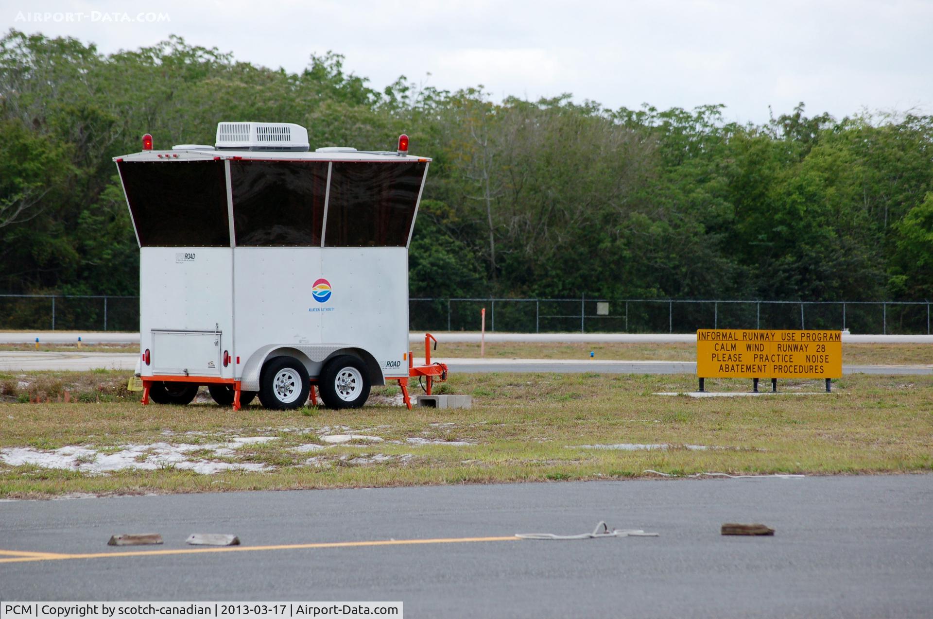Plant City Airport (PCM) - Mobile Aircraft Control Cab at Plant City Airport, Plant City, FL