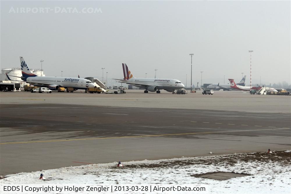 Stuttgart Echterdingen Airport, Stuttgart Germany (EDDS) - Aircrafts in attendance on apron east.....