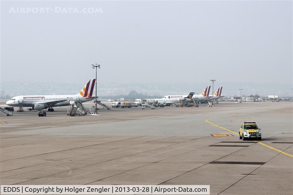 Stuttgart Echterdingen Airport, Stuttgart Germany (EDDS) - Apron west seen out of D-AKNU...