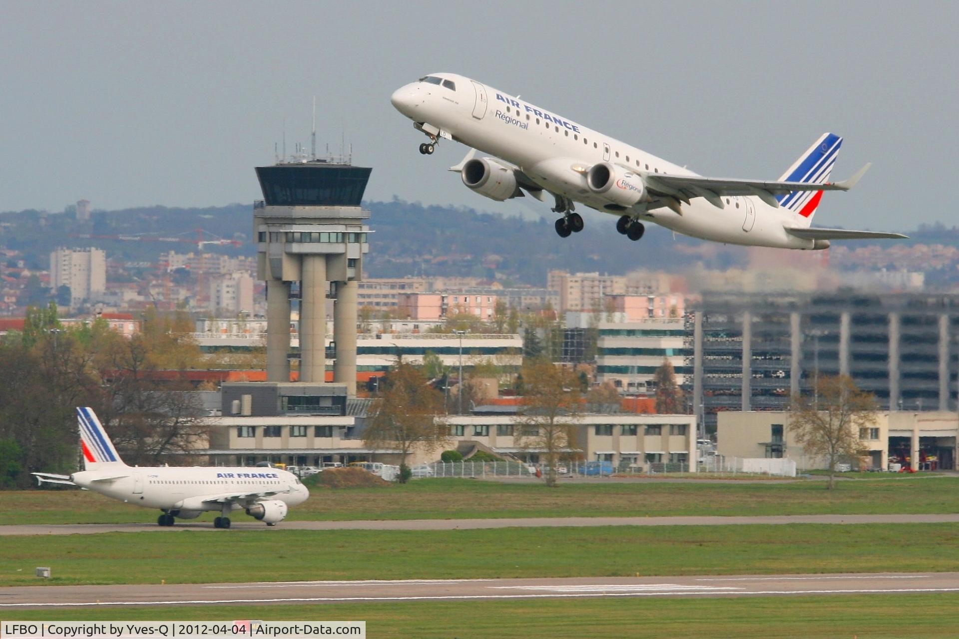 Toulouse Airport, Blagnac Airport France (LFBO) - Toulouse-Blagnac Airport (LFBO-TLS)