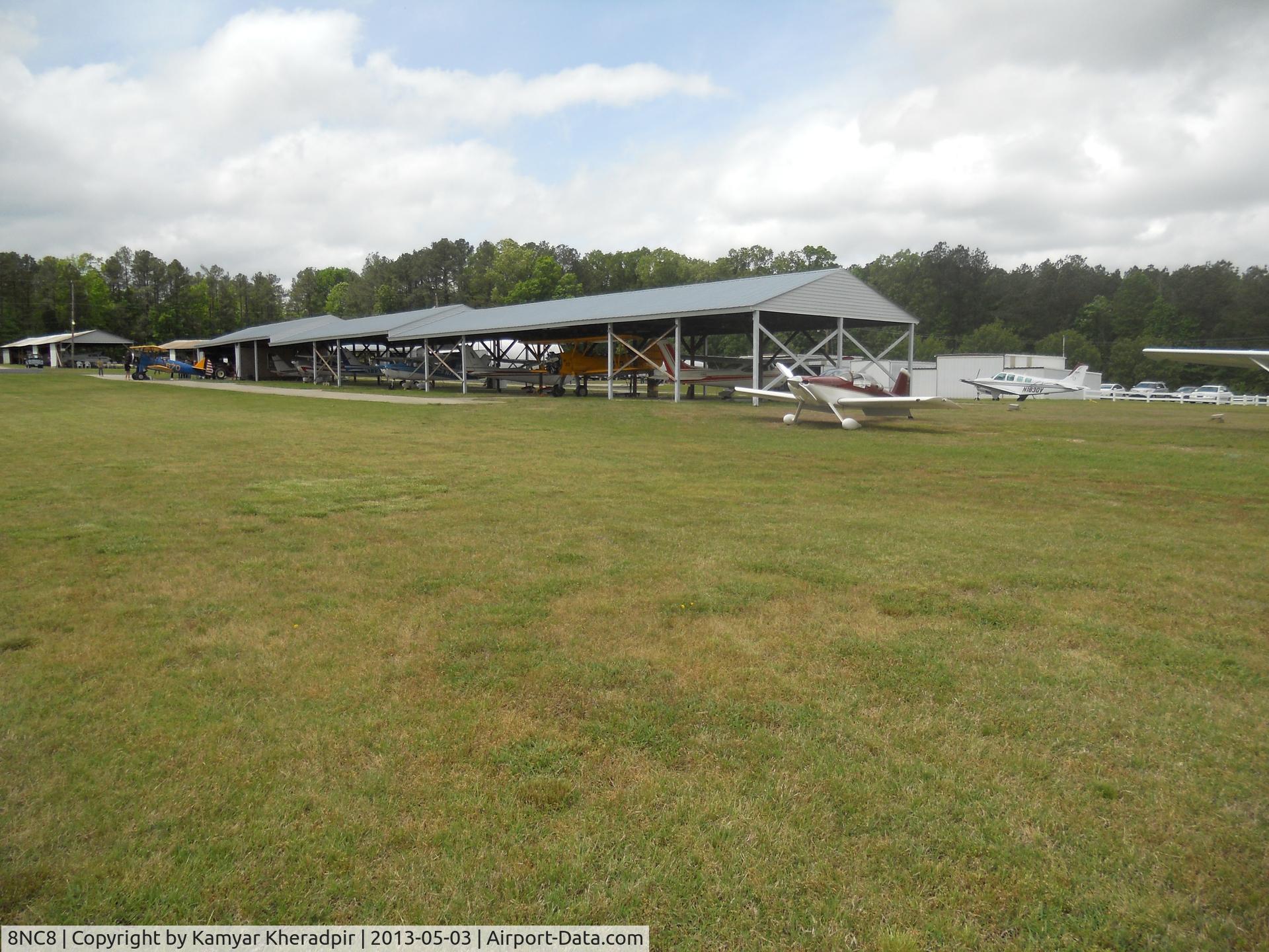 Lake Ridge Aero Park Airport (8NC8) - Friendliest people you'd ever meet.