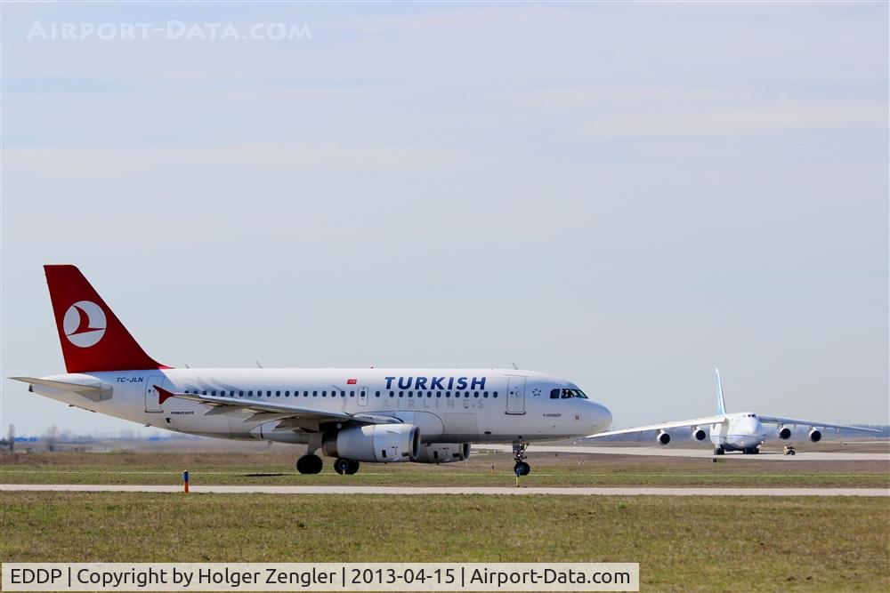 Leipzig/Halle Airport, Leipzig/Halle Germany (EDDP) - Turkish-Ukrainian meeting at E7/A8 junction...