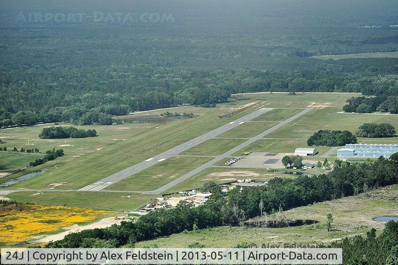 Suwannee County Airport (24J) - May 2013