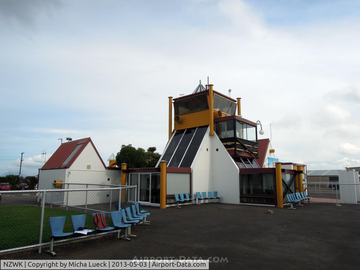 Whakatane Aerodrome Airport, Whakatane New Zealand (NZWK) - The funky 