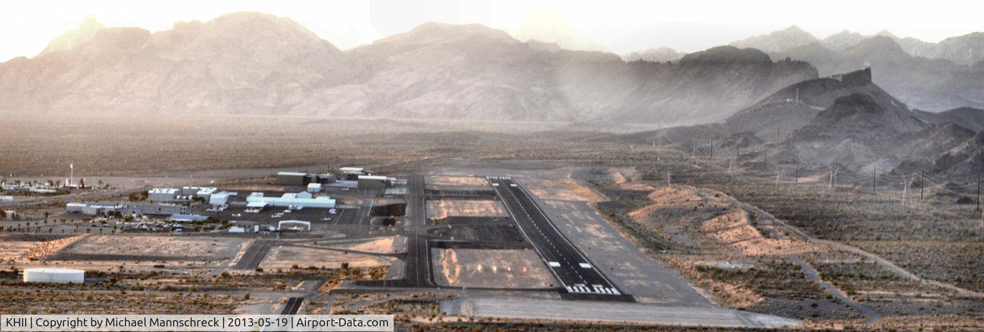 Lake Havasu City Airport (HII) - coming into land