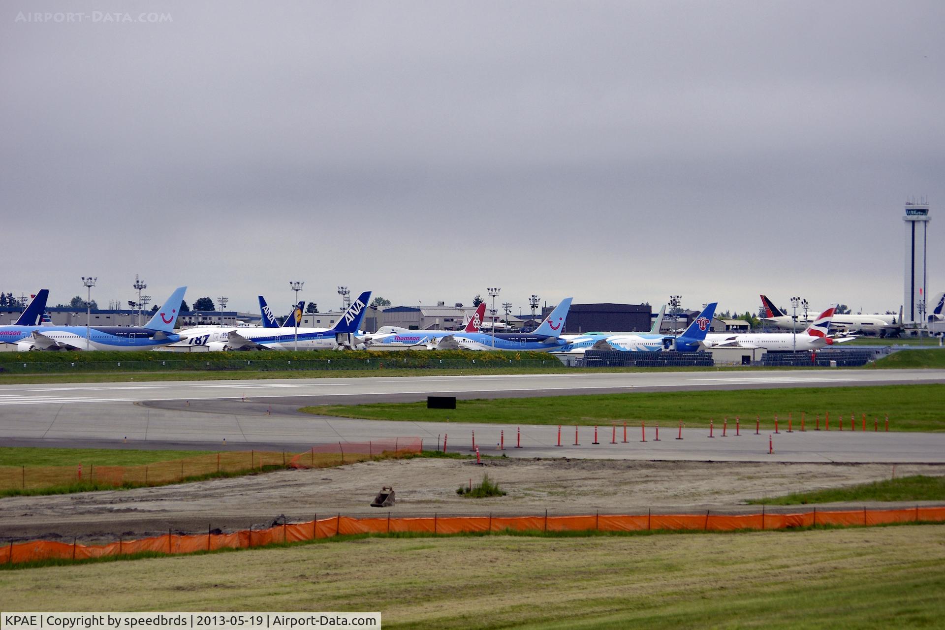 Snohomish County (paine Fld) Airport (PAE) - Boeing Flight Line