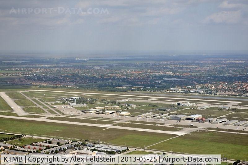 Kendall-tamiami Executive Airport (TMB) - Tamiami