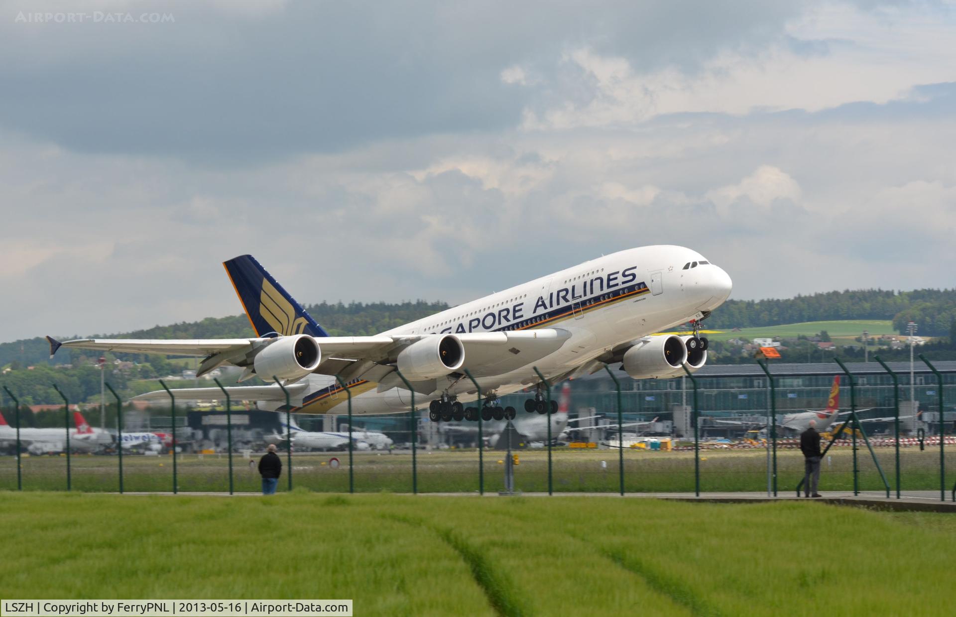 Zurich International Airport, Zurich Switzerland (LSZH) - Nice spotting site in ZRH next to runways.