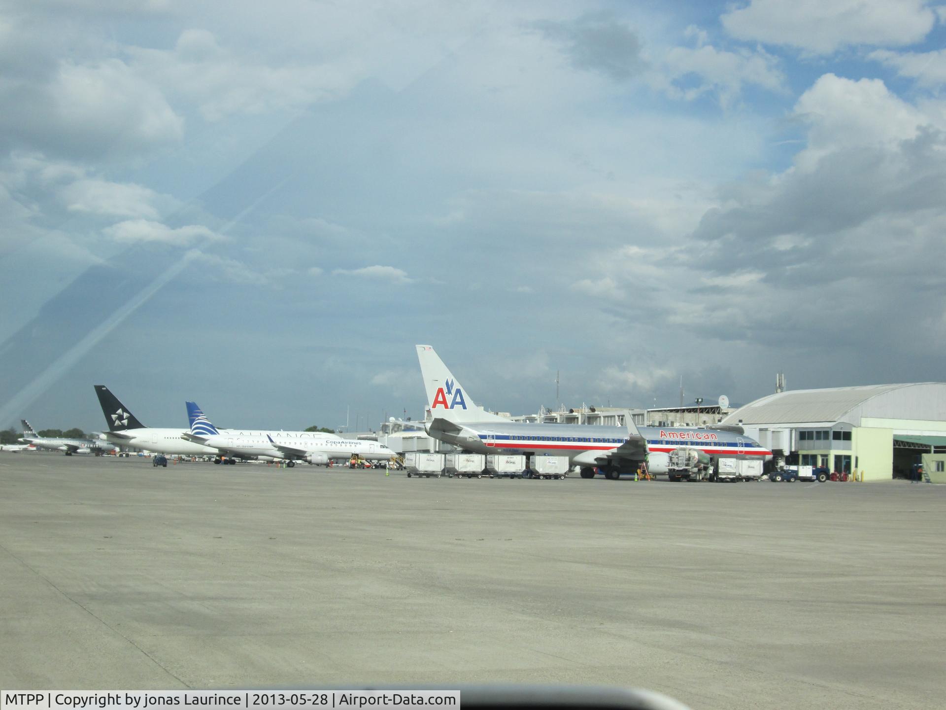Port-au-Prince International Airport (Toussaint Louverture Int'l), Port-au-Prince Haiti (MTPP) - A view of the PAP