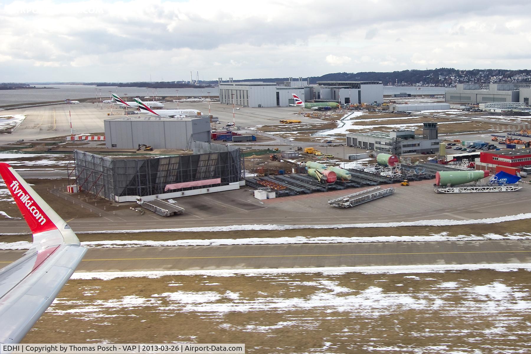 Hamburg Finkenwerder Airport, Hamburg Germany (EDHI) - FlyNiki