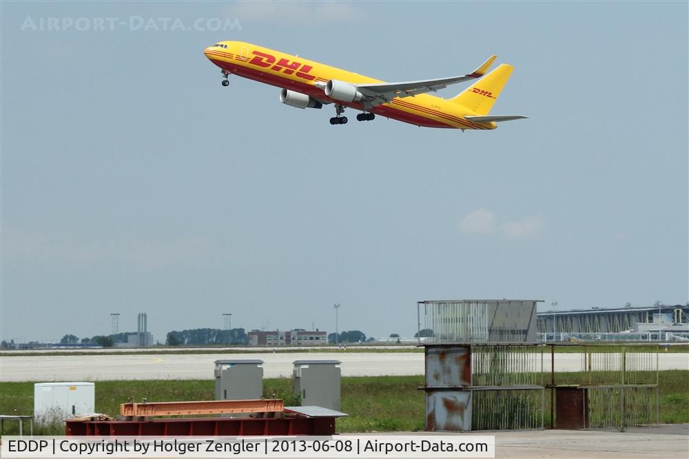 Leipzig/Halle Airport, Leipzig/Halle Germany (EDDP) - Outbound traffic on rwy 26L...