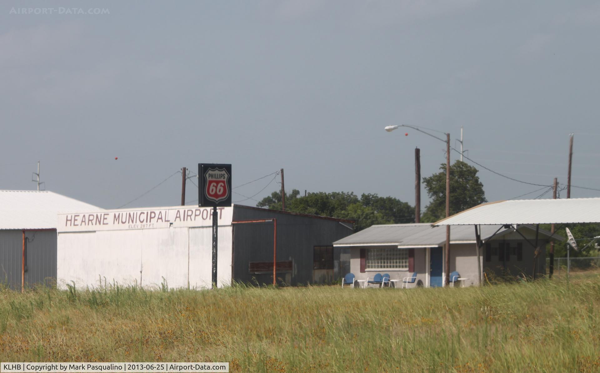 Hearne Municipal Airport (LHB) - Hearne Municipal Airport