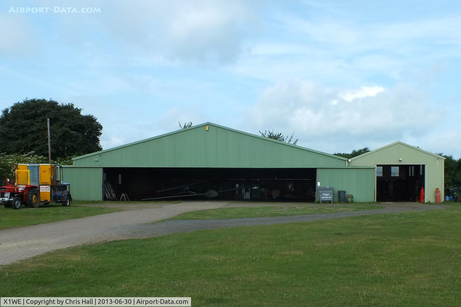 X1WE Airport - Oxford Gliding Club hangar at Weston on the Green