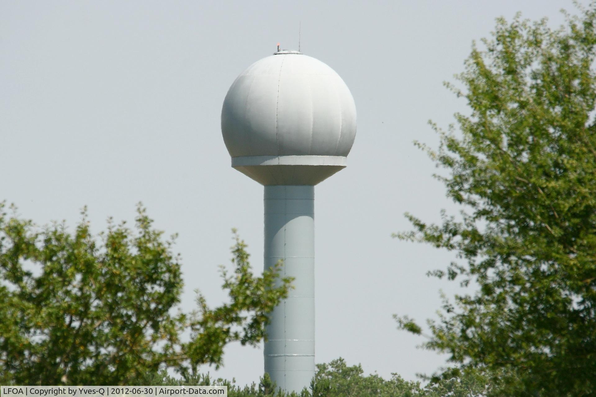 LFOA Airport - Surveillance Airport, Avord Air Base 702 (LFOA)