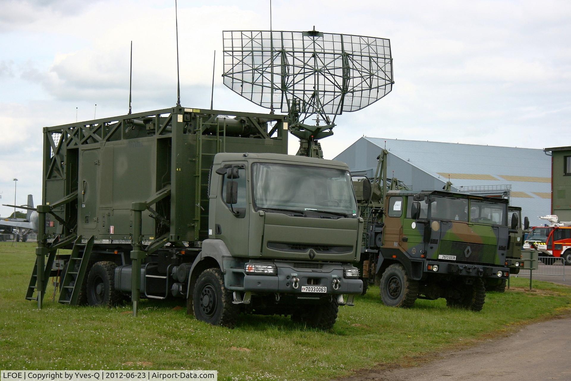 Evreux Fauville Airport, Evreux France (LFOE) - Military tactical surveillance radar Aladin ANGD, Evreux-Fauville Air Base (LFOE)