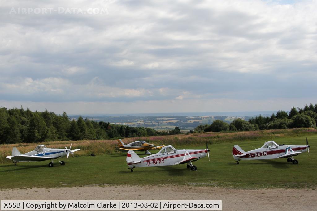 X5SB Airport - View across the beautiful Vale of York. During The Northern Regional Gliding Competition, Sutton Bank, North Yorks, August 2 2013