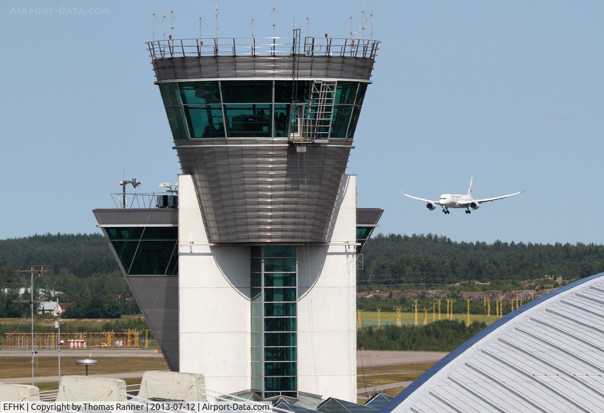 Helsinki-Vantaa Airport, Vantaa Finland (EFHK) - Control Tower