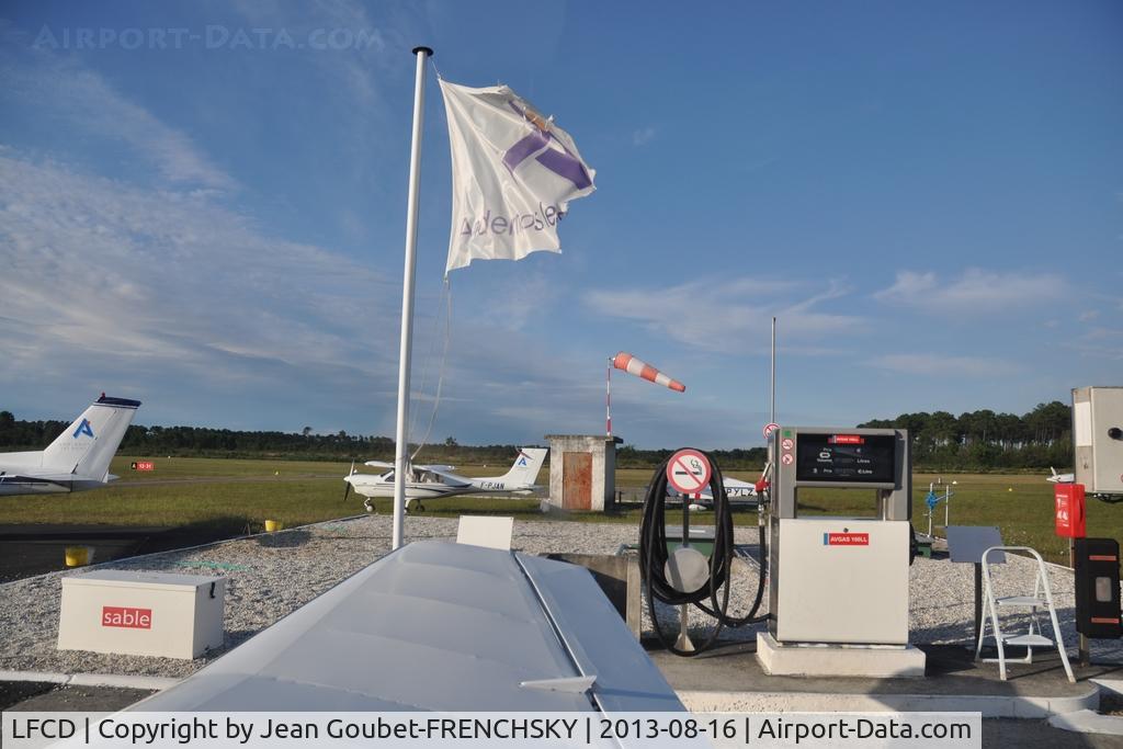 Andernos-les-Bains Airport, Andernos-les-Bains France (LFCD) - Total, Esso, Antar....?