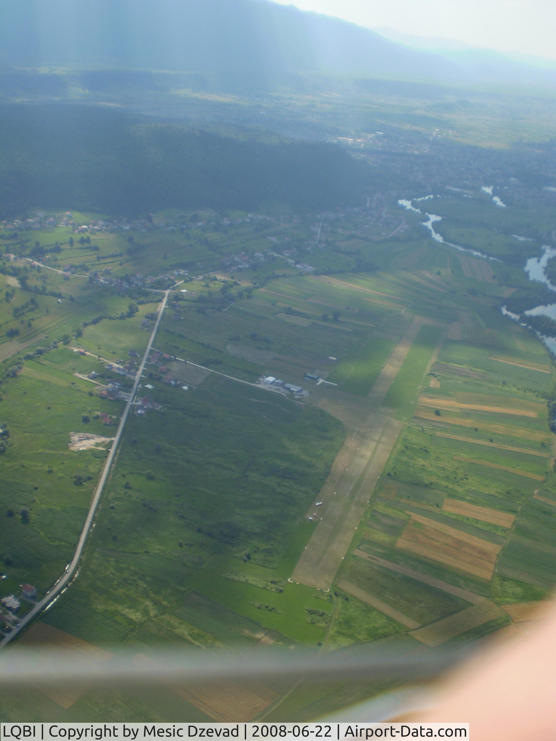 Biha? Airport, Biha? Bosnia and Herzegowina (LQBI) - Great airfield for general aviation. During summer we have customs office on airfield and it is possible flight from all Europe direct to our airfiled.