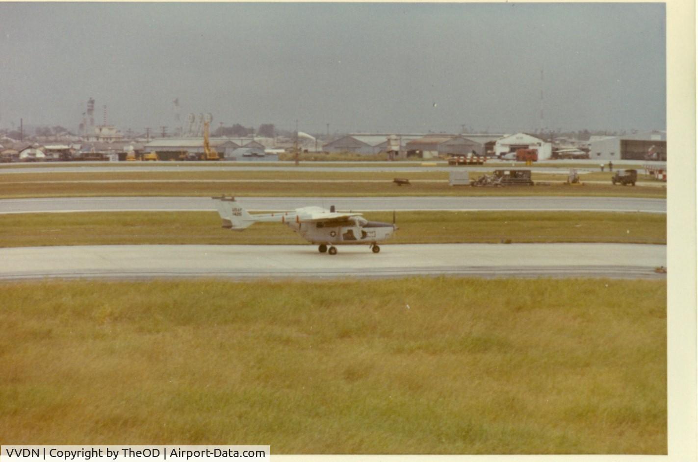 Da Nang International Airport, Da Nang Viet Nam (VVDN) - Taken at Da Nang airbase in 1971. 