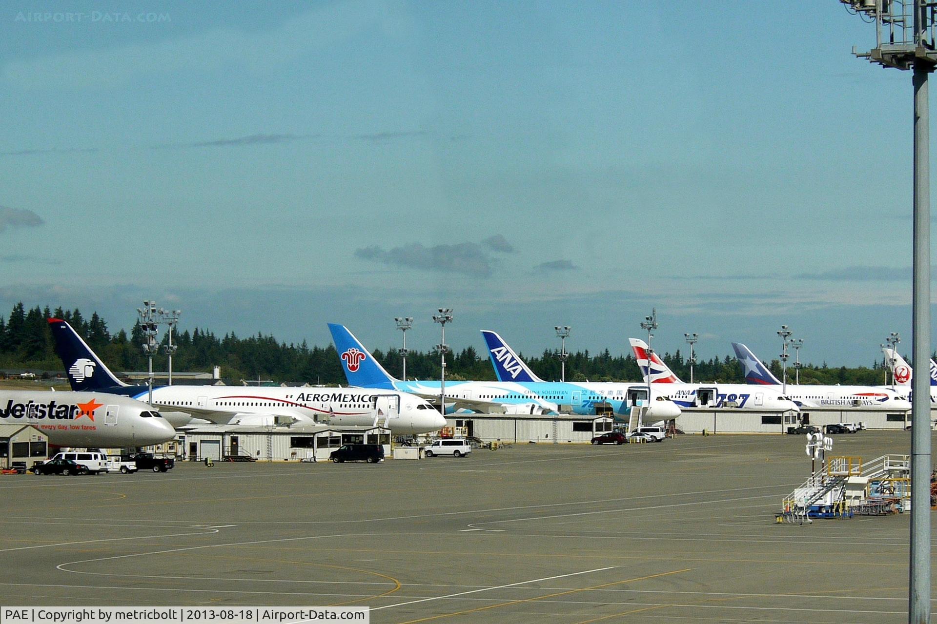 Snohomish County (paine Fld) Airport (PAE) - B787s at Paine Field