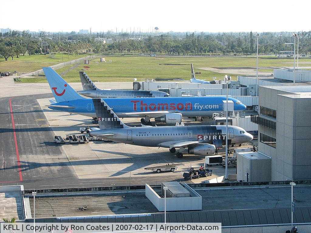 Fort Lauderdale/hollywood International Airport (FLL) - Fort Lauderdale-Hollywood Int'l Airport