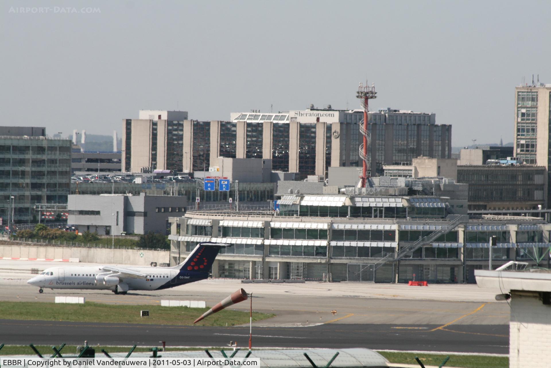 Brussels Airport, Brussels / Zaventem   Belgium (EBBR) - Satellite apron
