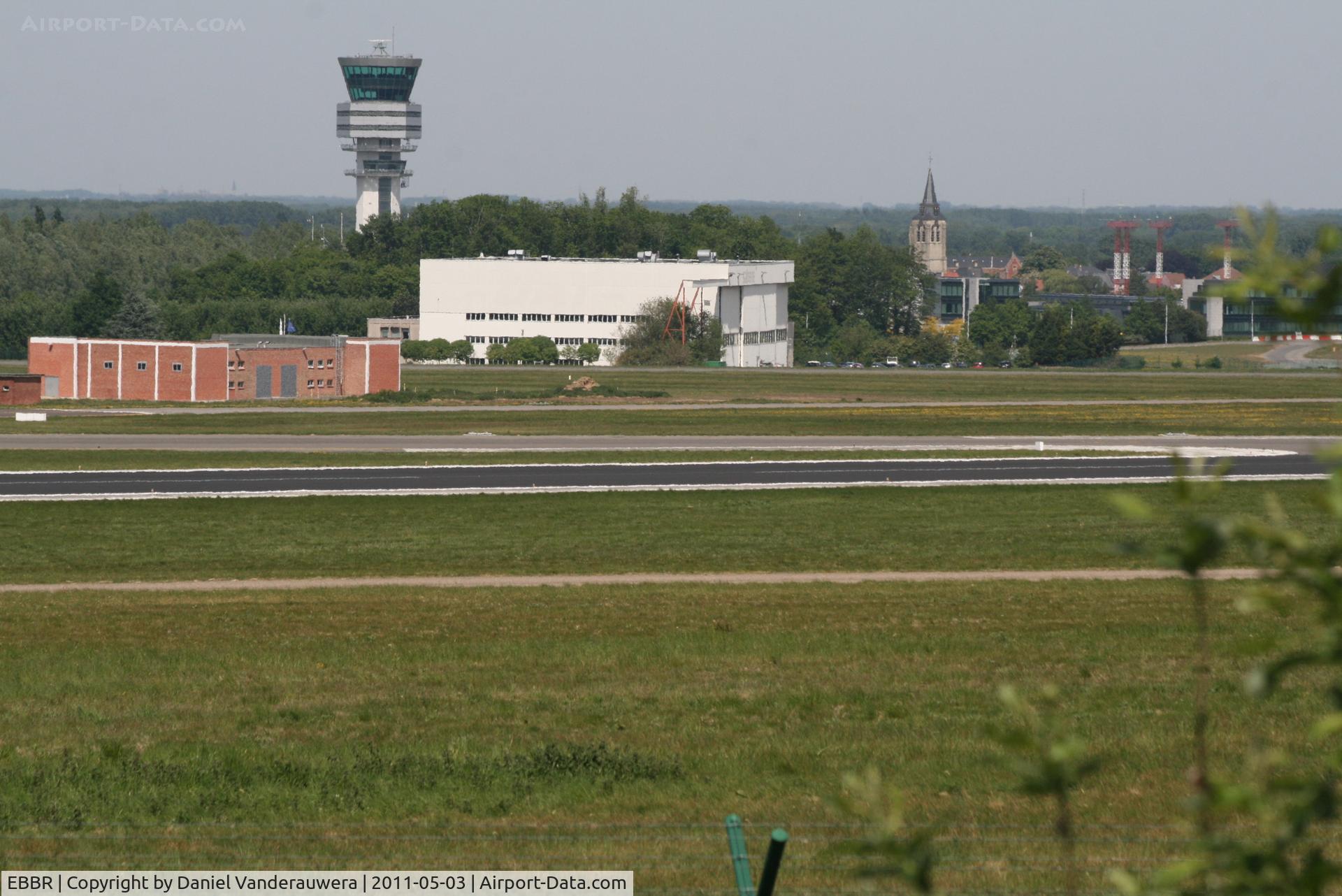 Brussels Airport, Brussels / Zaventem   Belgium (EBBR) - Control tower - front:  RWY 25L/07R