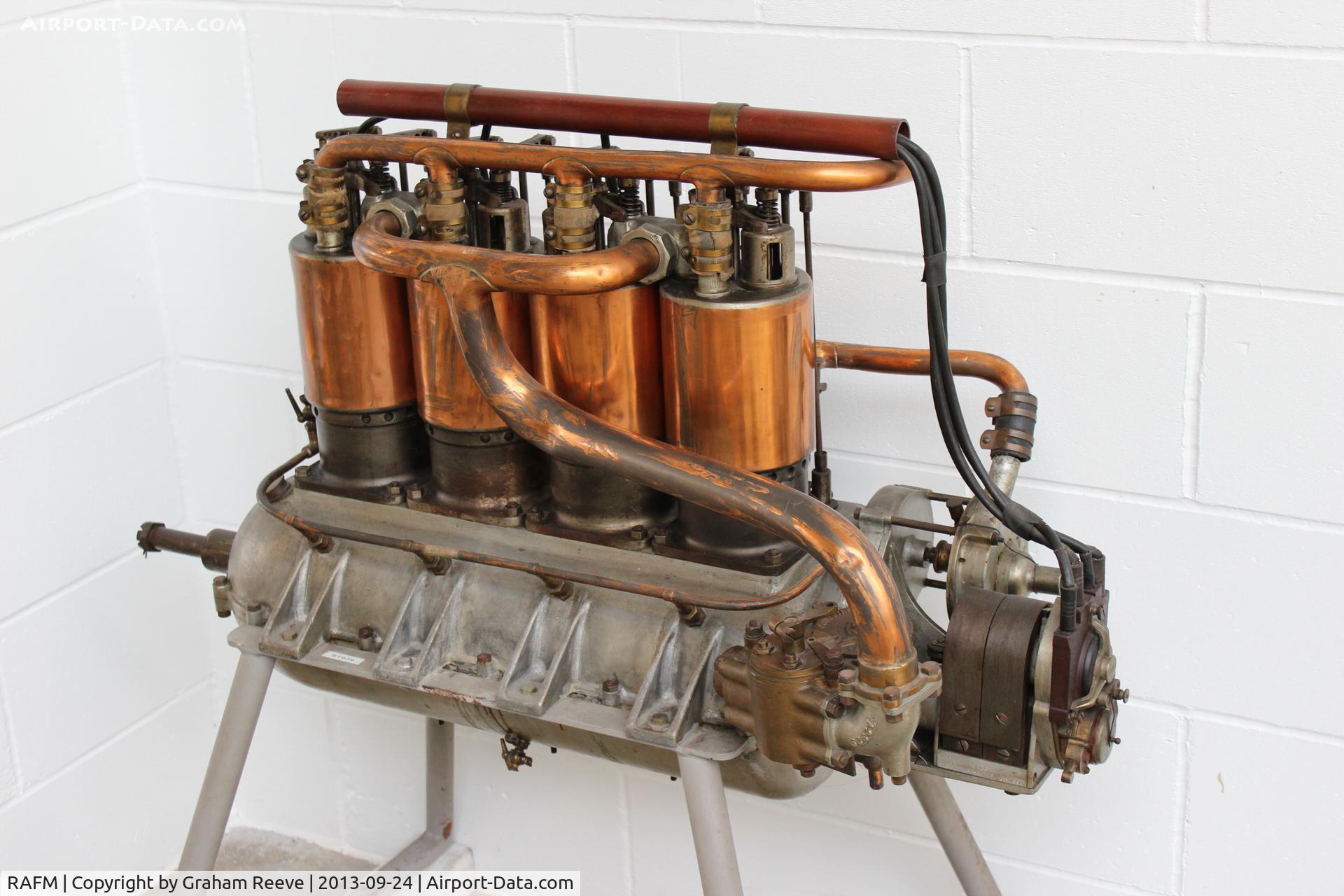 RAFM Airport - Star aero engine of 40 hp on display at the RAF Museum, Hendon. 