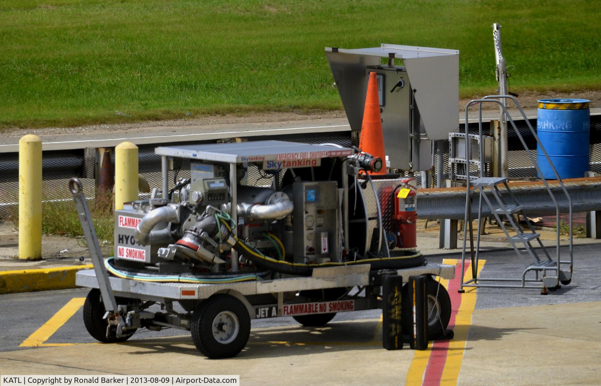 Hartsfield - Jackson Atlanta International Airport (ATL) - Fuel pump Atlanta
