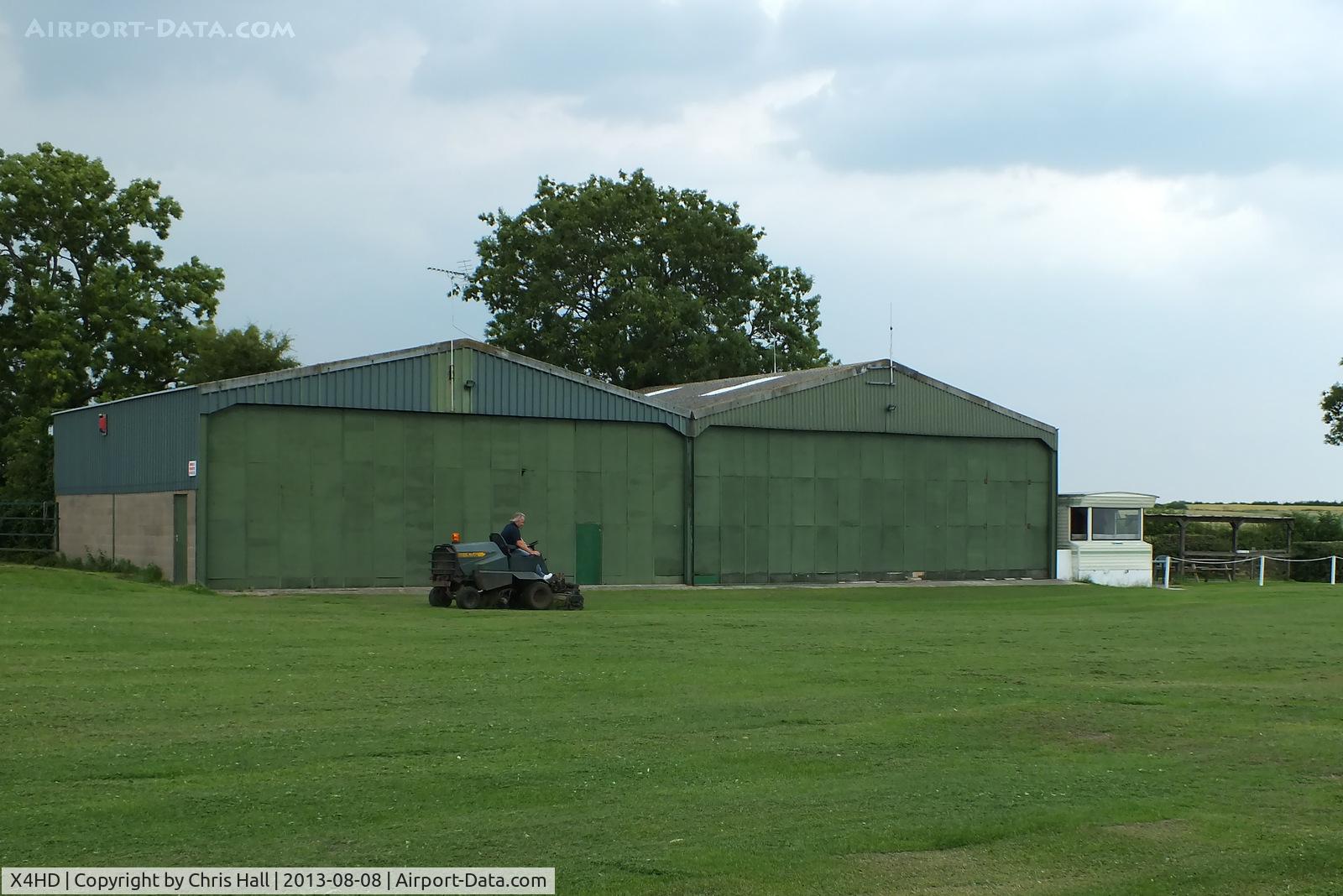 X4HD Airport - hangars at Headon Airfield