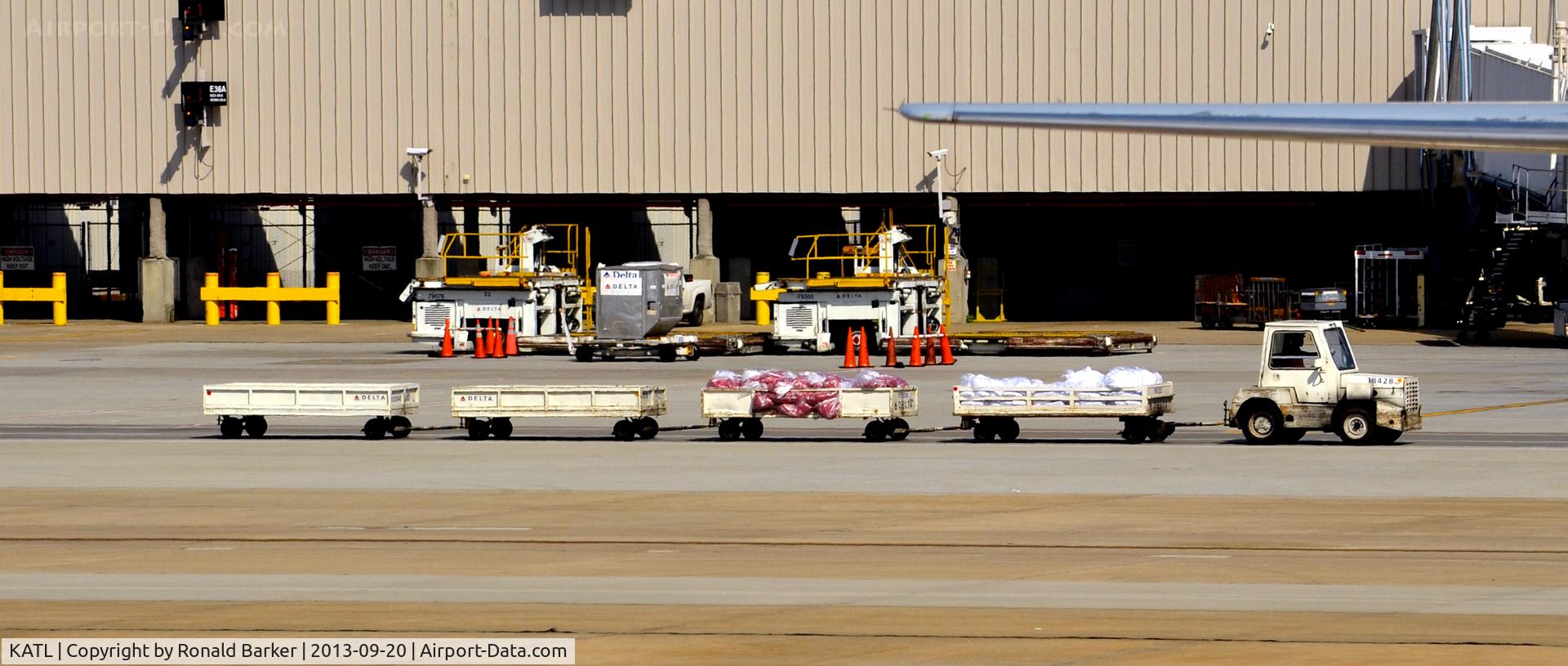 Hartsfield - Jackson Atlanta International Airport (ATL) - Baggage Train 