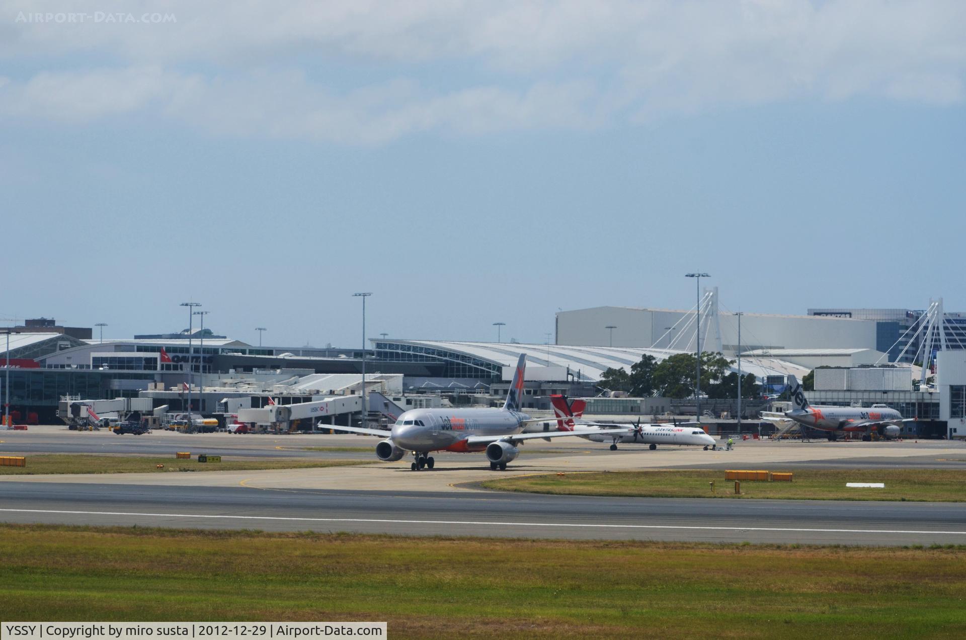 Sydney Airport, Mascot, New South Wales Australia (YSSY) - Sydney Kingsford Smith International Airport, view from airplane window.
