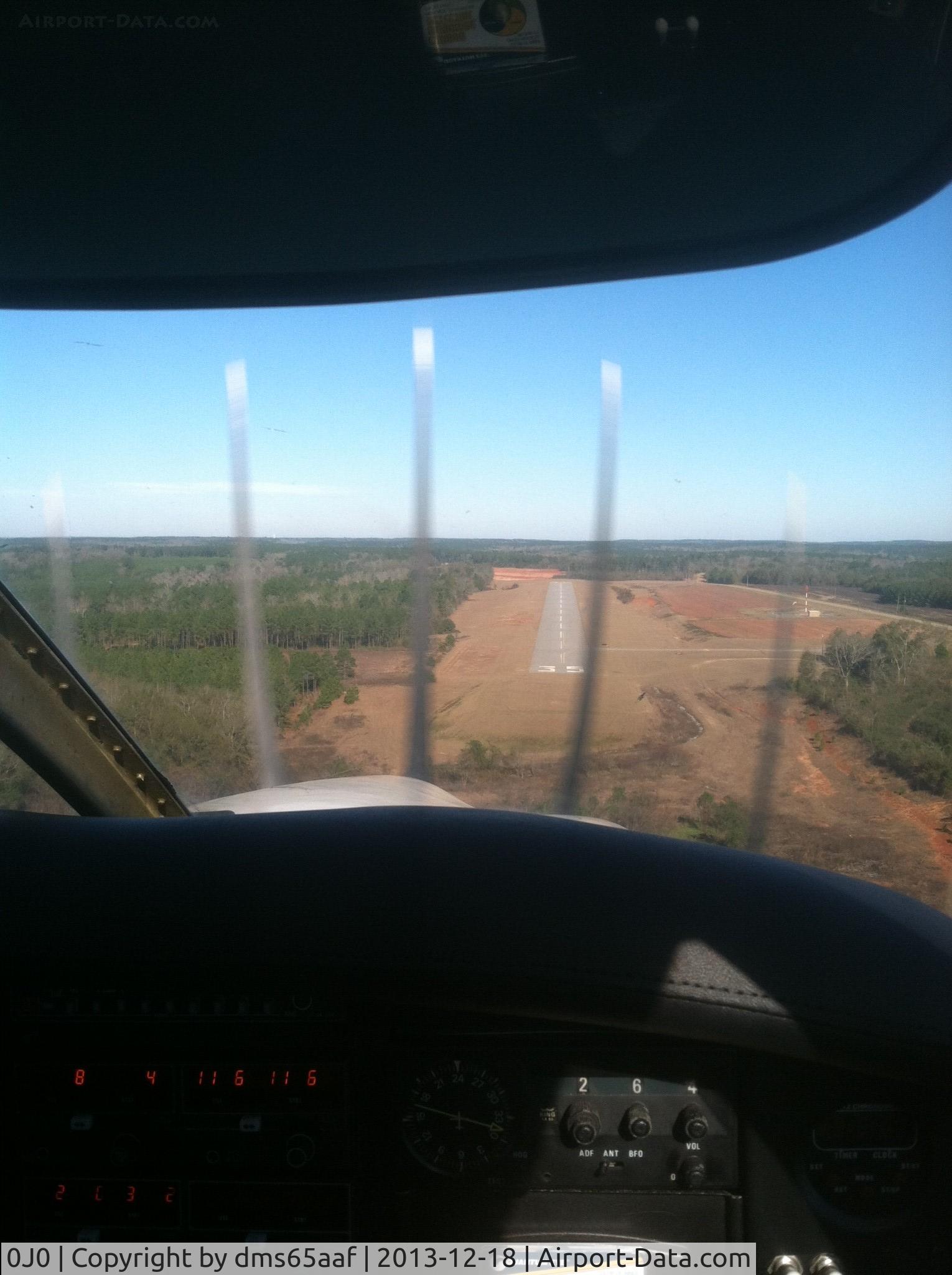 Abbeville Municipal Airport (0J0) - Final Rwy 35