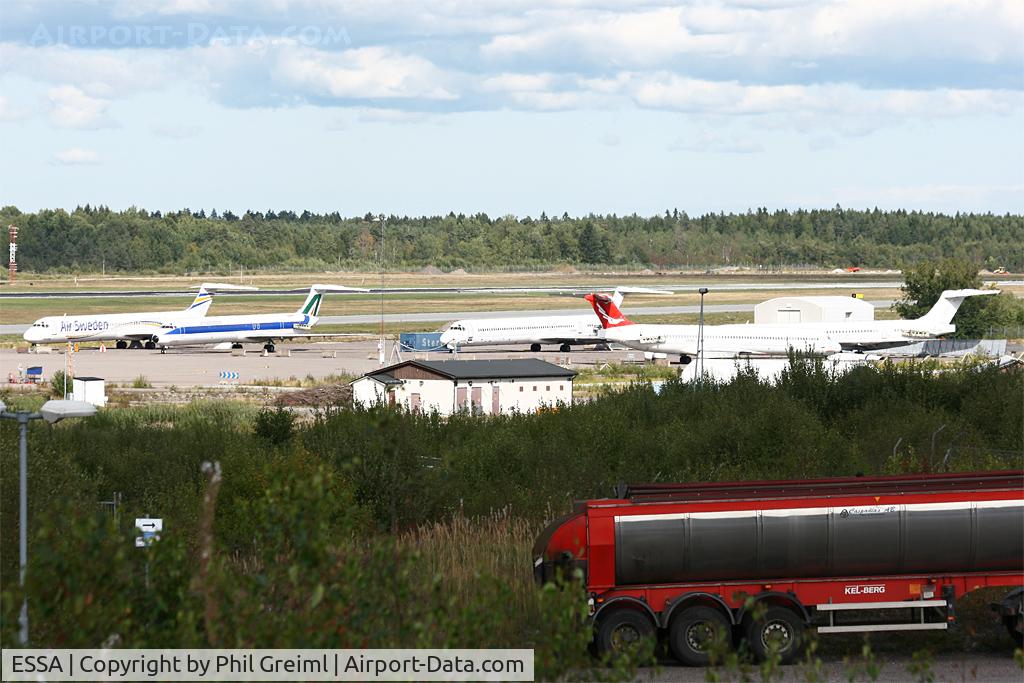 Stockholm-Arlanda Airport, Stockholm Sweden (ESSA) - Overview of the MadDog graveyard. 