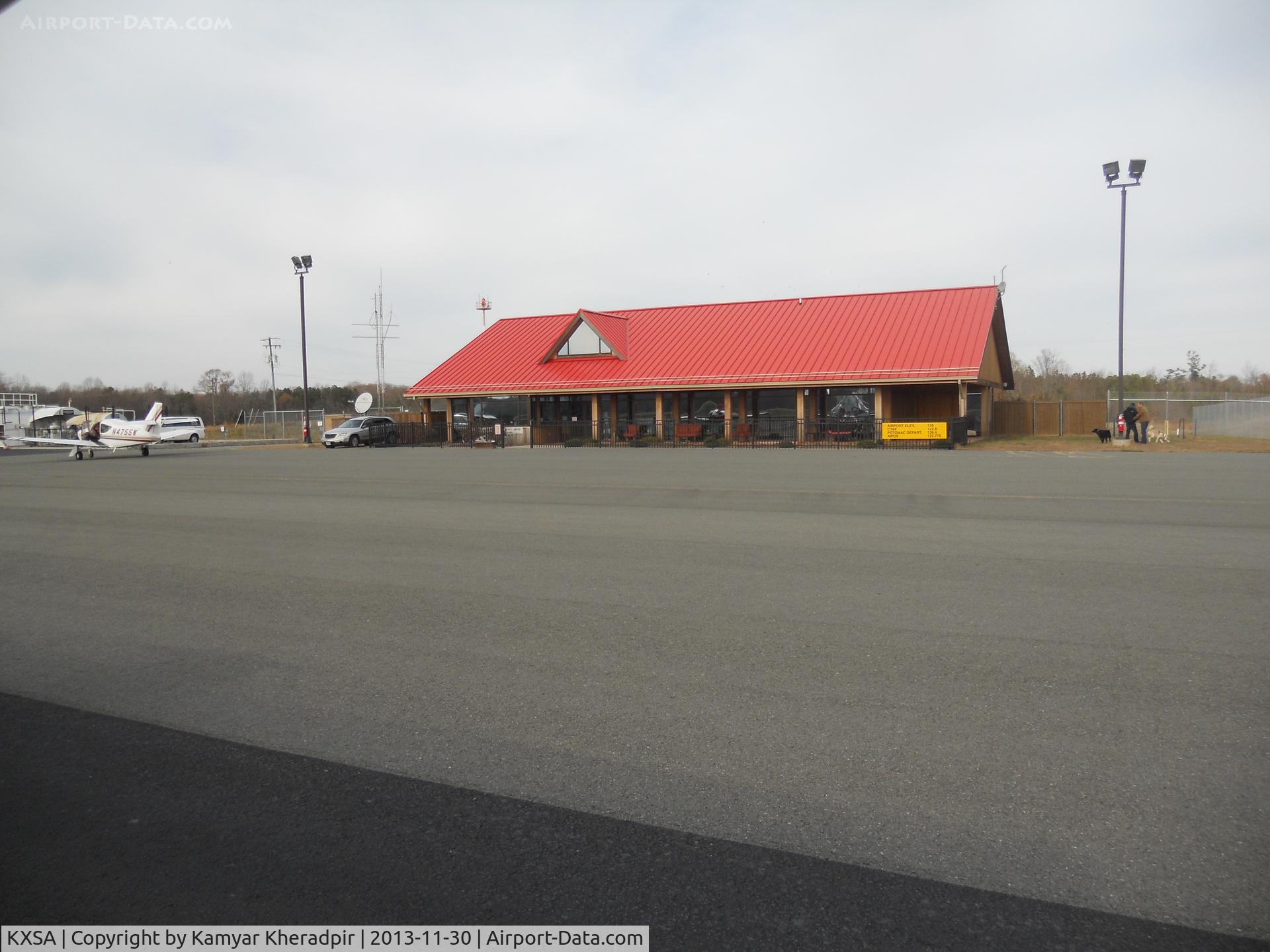 Tappahannock-essex County Airport (XSA) - Visit during a Pilots and Paws flight