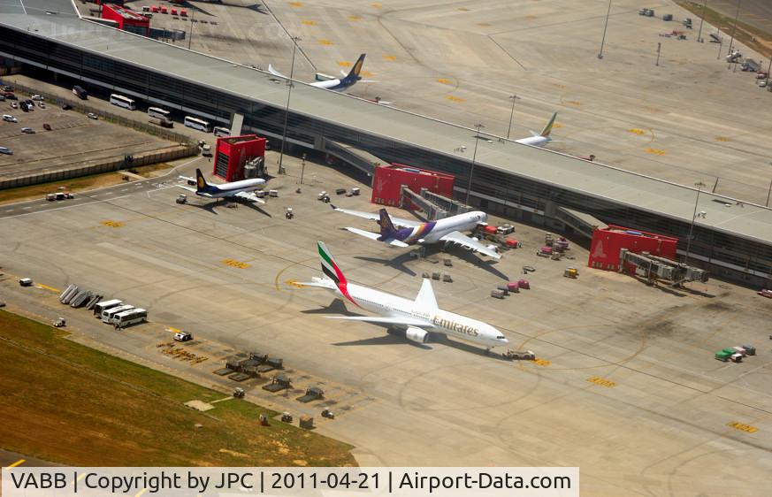 Chatrapati Shivaji International Airport, Mumbai (Bombay) India (VABB) - Mumbai airport New Gates, wit Emirates B772