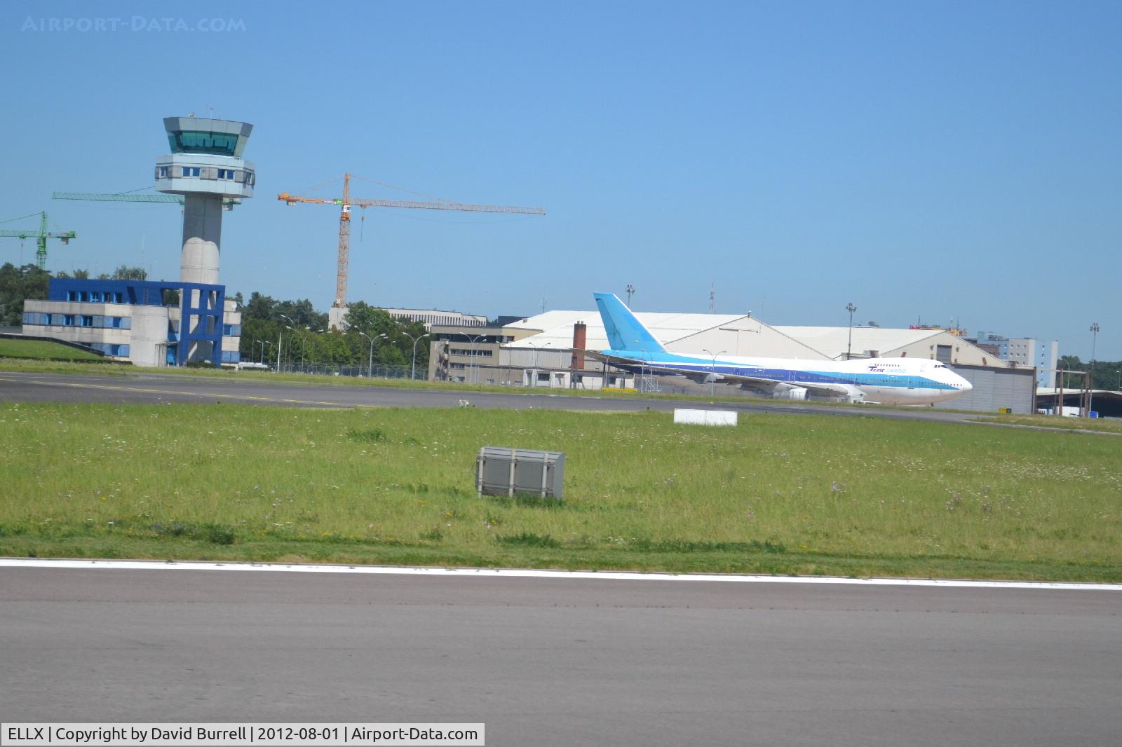 Luxembourg International Airport, Luxembourg Luxembourg (ELLX) - Luxembourg International Airport landing.