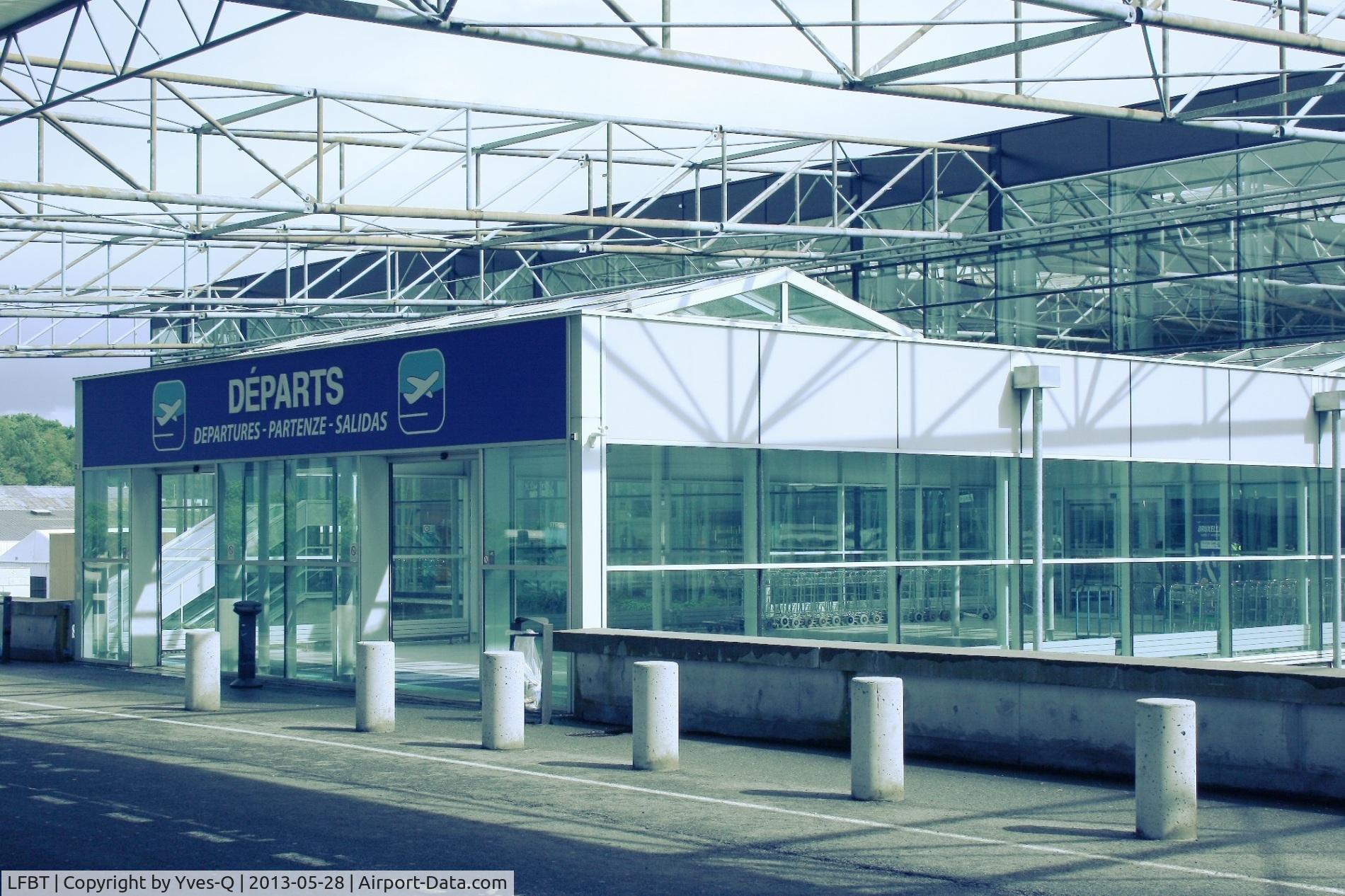 Tarbes Airport, Lourdes Pyrenees Airport France (LFBT) - Terminal, Tarbes-Lourdes Pyrénées Airport (LFBT-LDE)