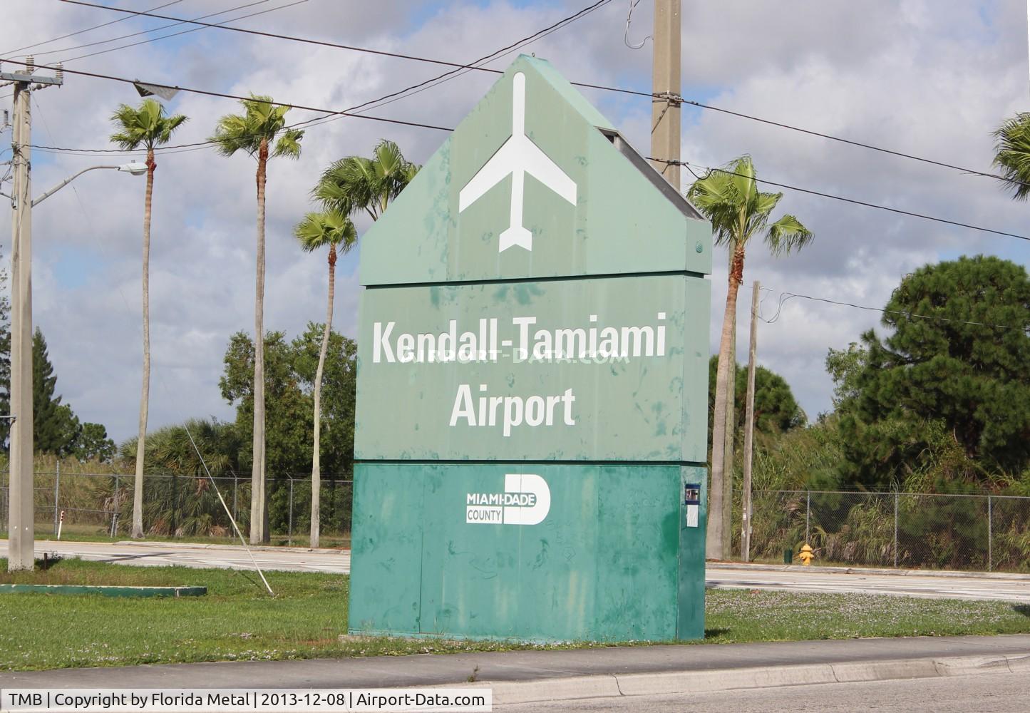 Kendall-tamiami Executive Airport (TMB) - Tamiami Entrance