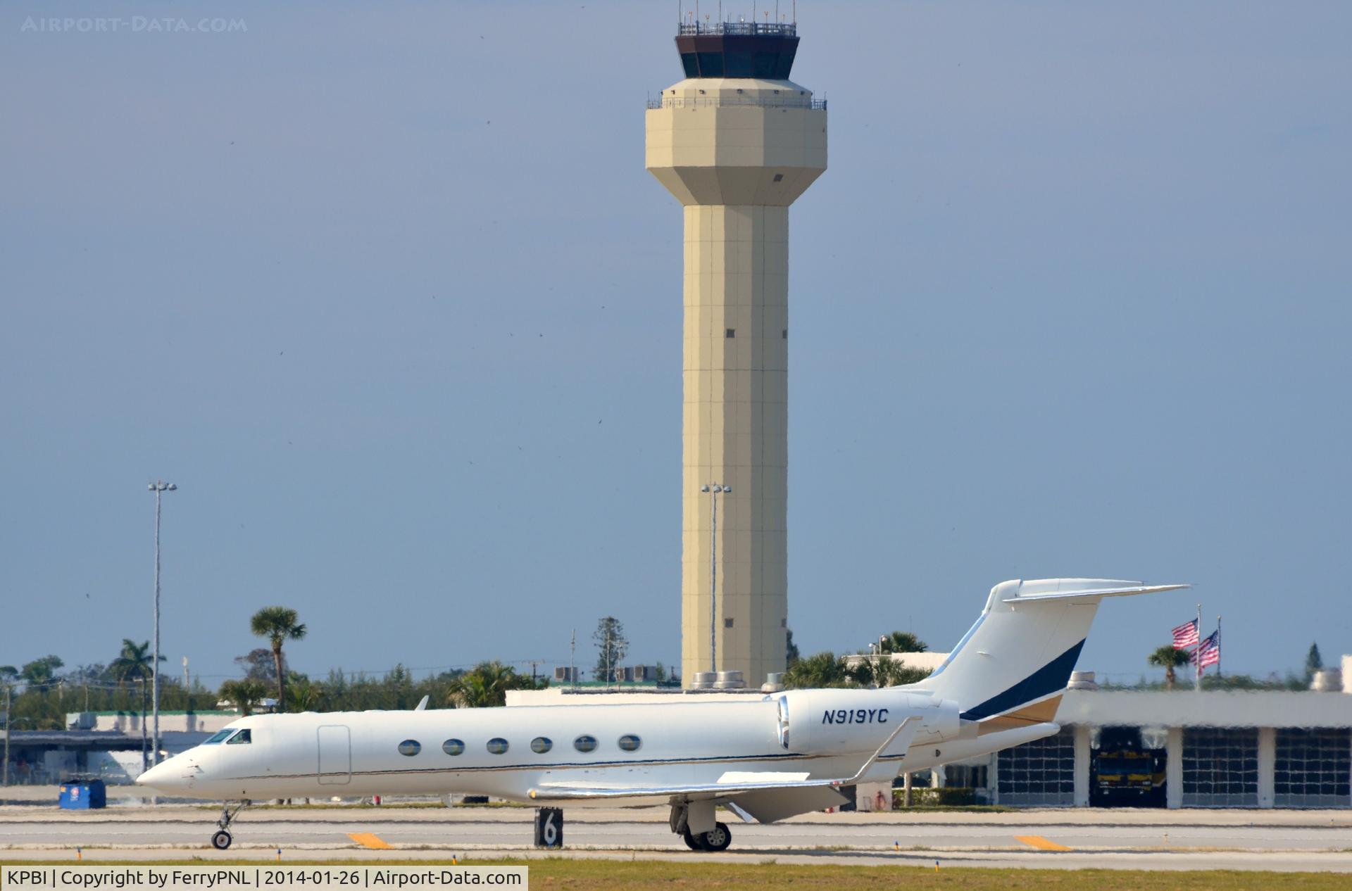 Palm Beach International Airport (PBI) - Palm Beach International tower
