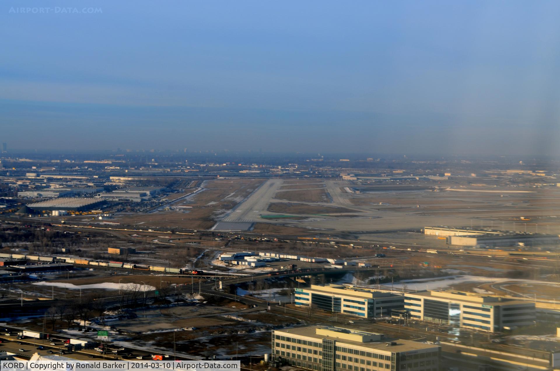 Chicago O'hare International Airport (ORD) - O'Hare on approach