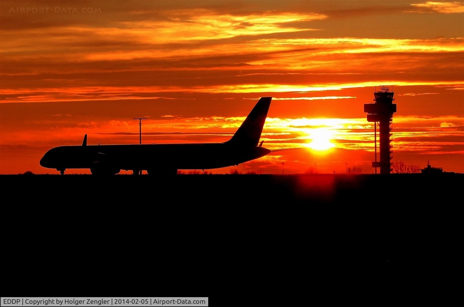 Leipzig/Halle Airport, Leipzig/Halle Germany (EDDP) - Last daylight at twy Echo....