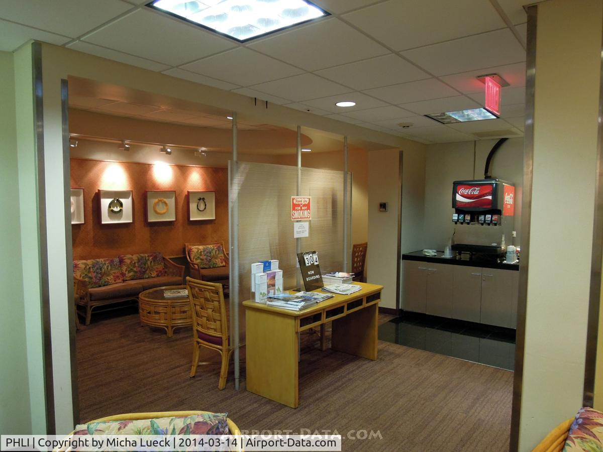 Lihu'e Airport, Lihue, Hawaii United States (PHLI) - The small HA lounge at LIH
