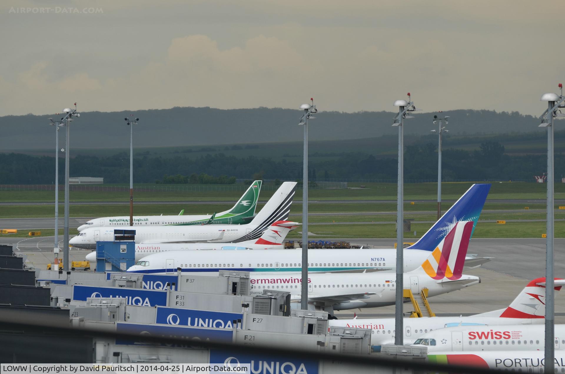Vienna International Airport, Vienna Austria (LOWW) - Sooo many Special Visitors!