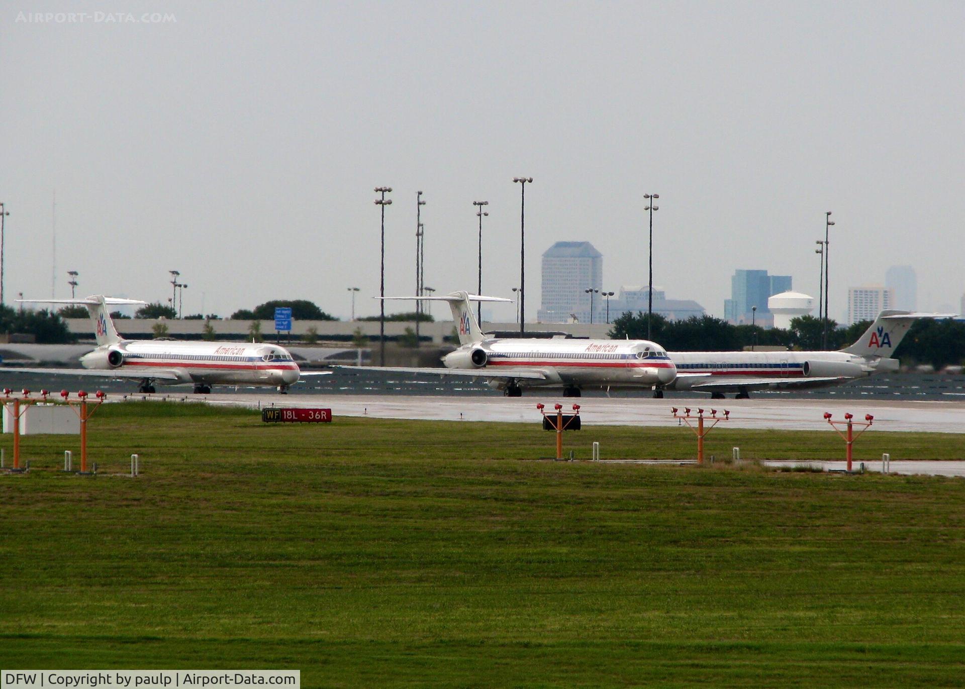Dallas/fort Worth International Airport (DFW) - Mad Dogs in line for take off at DFW. 