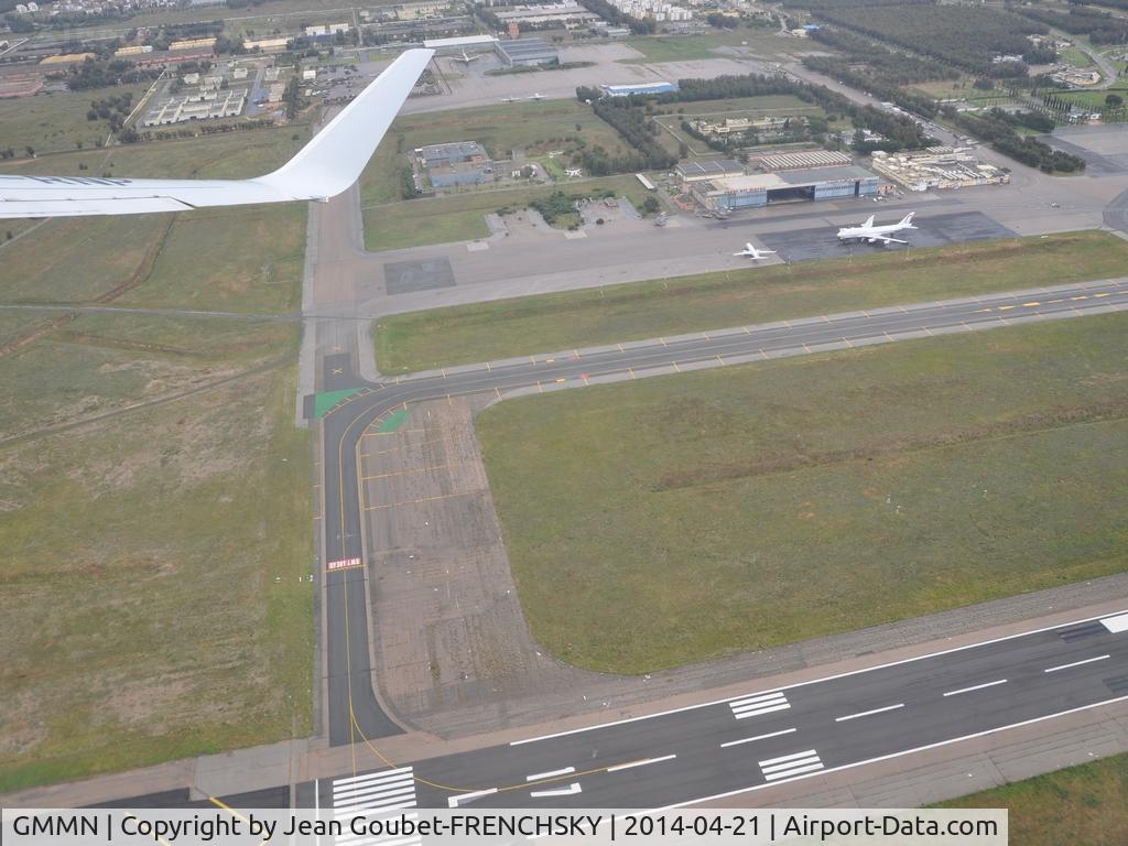 Mohammed V International Airport, Casablanca Morocco (GMMN) - RAM CN-RNP take of to Bordeaux Airport