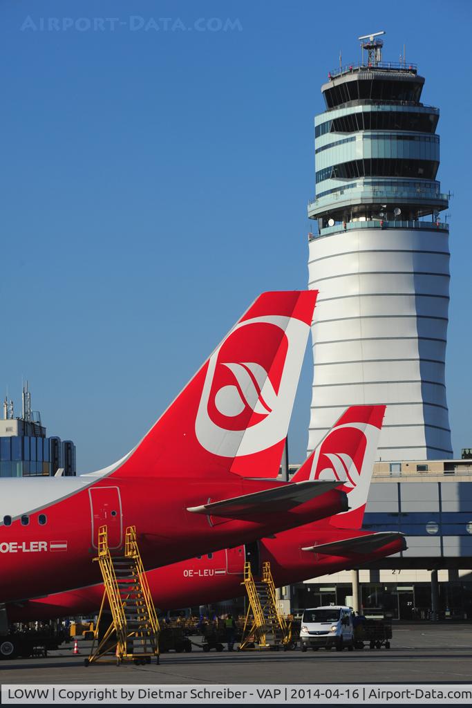 Vienna International Airport, Vienna Austria (LOWW) - Niki Airbus 320