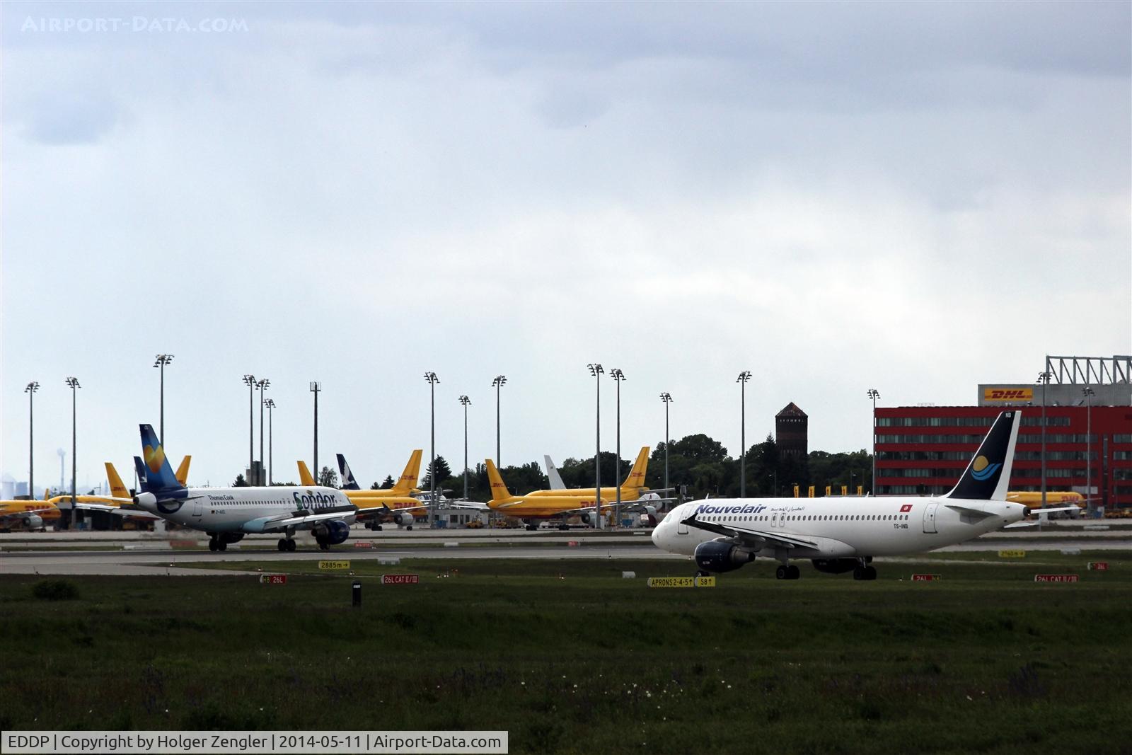 Leipzig/Halle Airport, Leipzig/Halle Germany (EDDP) - View to apron 4 and to rwy 26L....